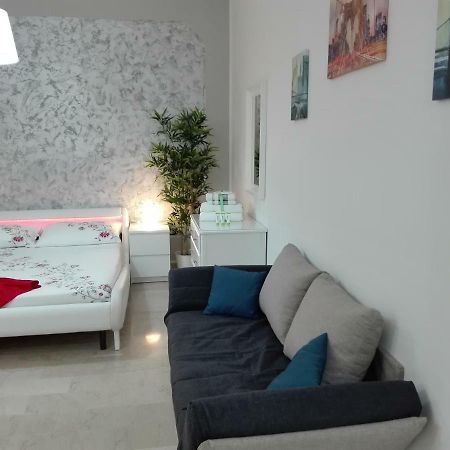 Ferienwohnung Mecenate Cozy Flat Mailand Exterior foto