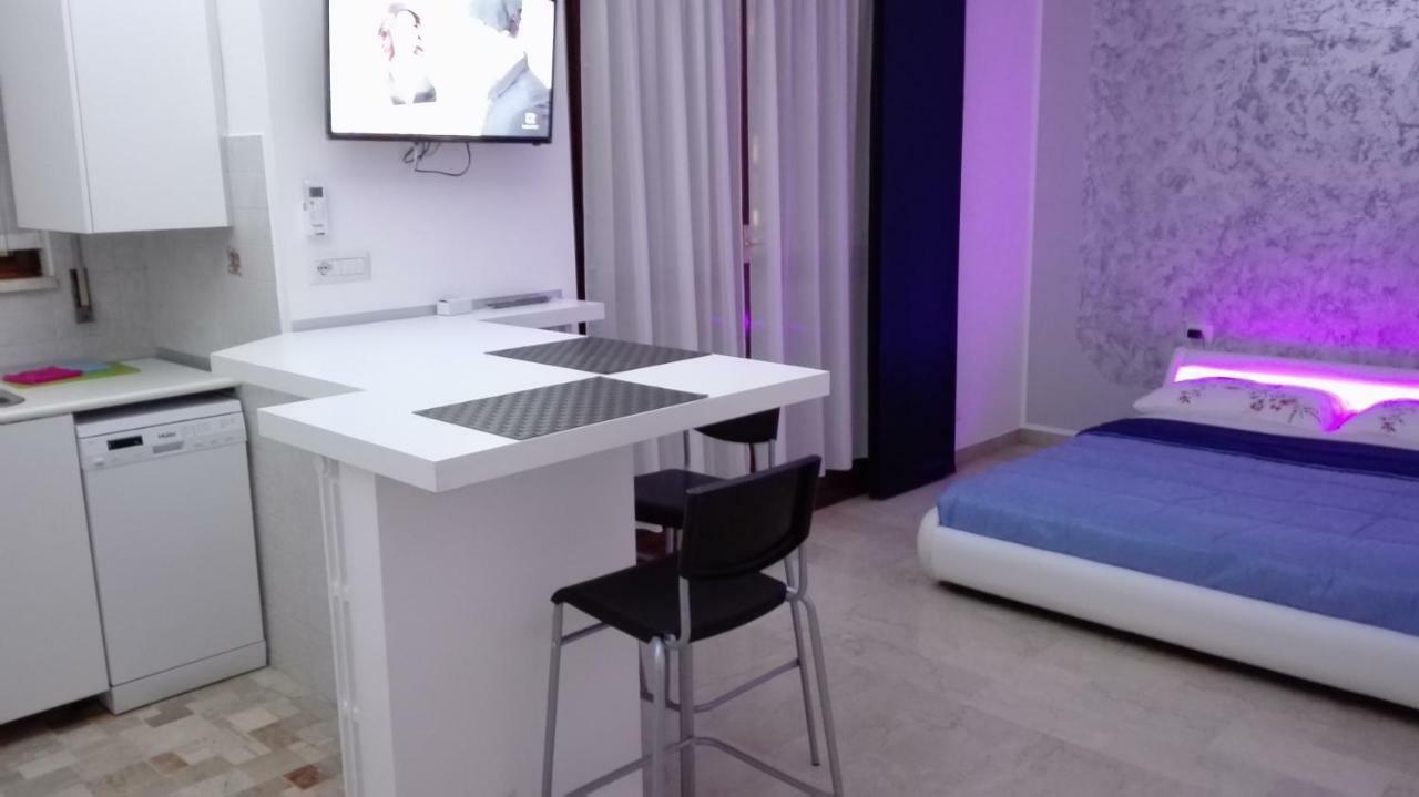 Ferienwohnung Mecenate Cozy Flat Mailand Exterior foto