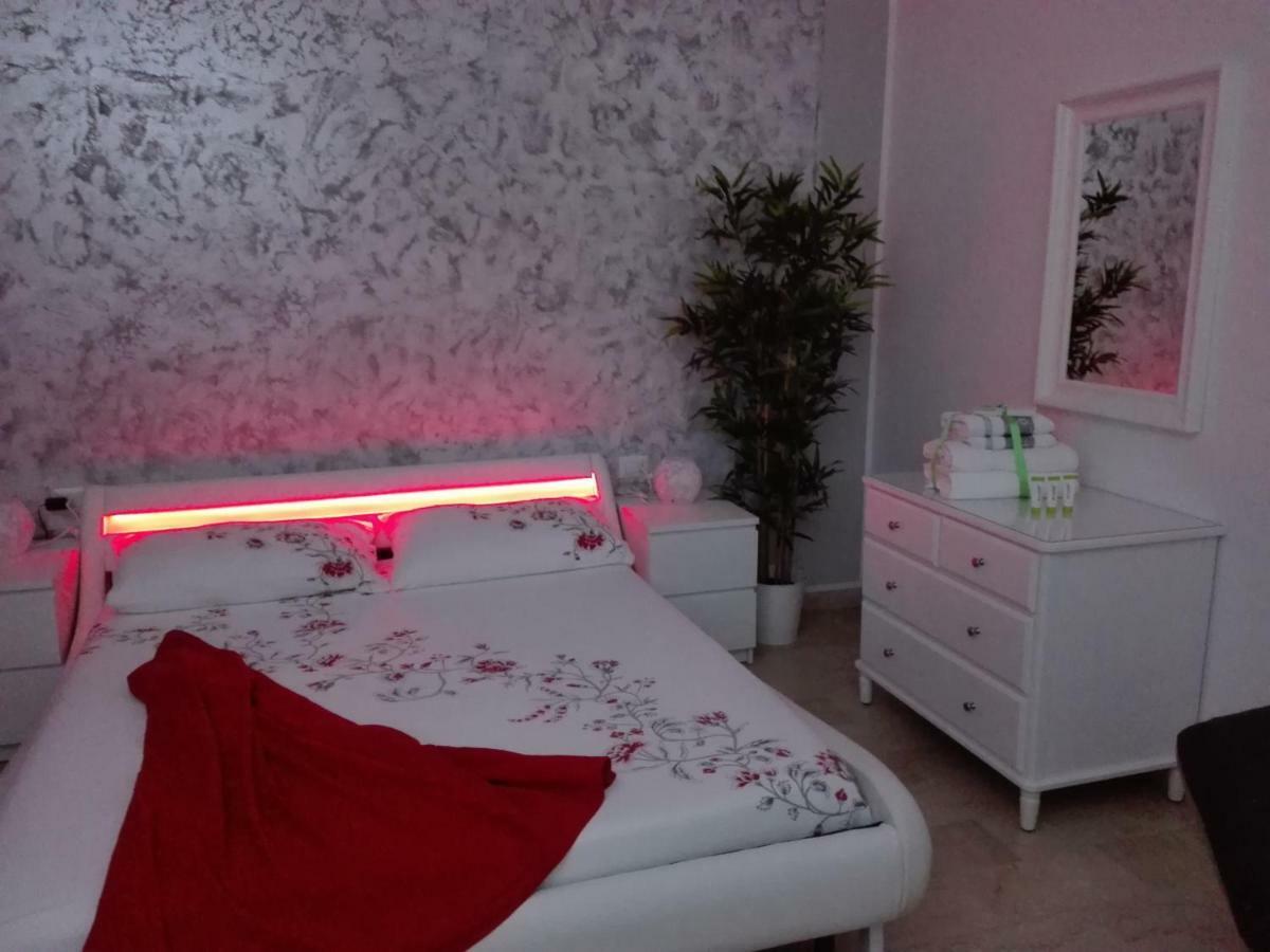 Ferienwohnung Mecenate Cozy Flat Mailand Exterior foto