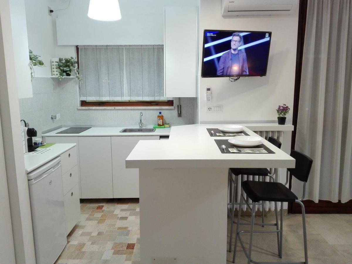 Ferienwohnung Mecenate Cozy Flat Mailand Exterior foto