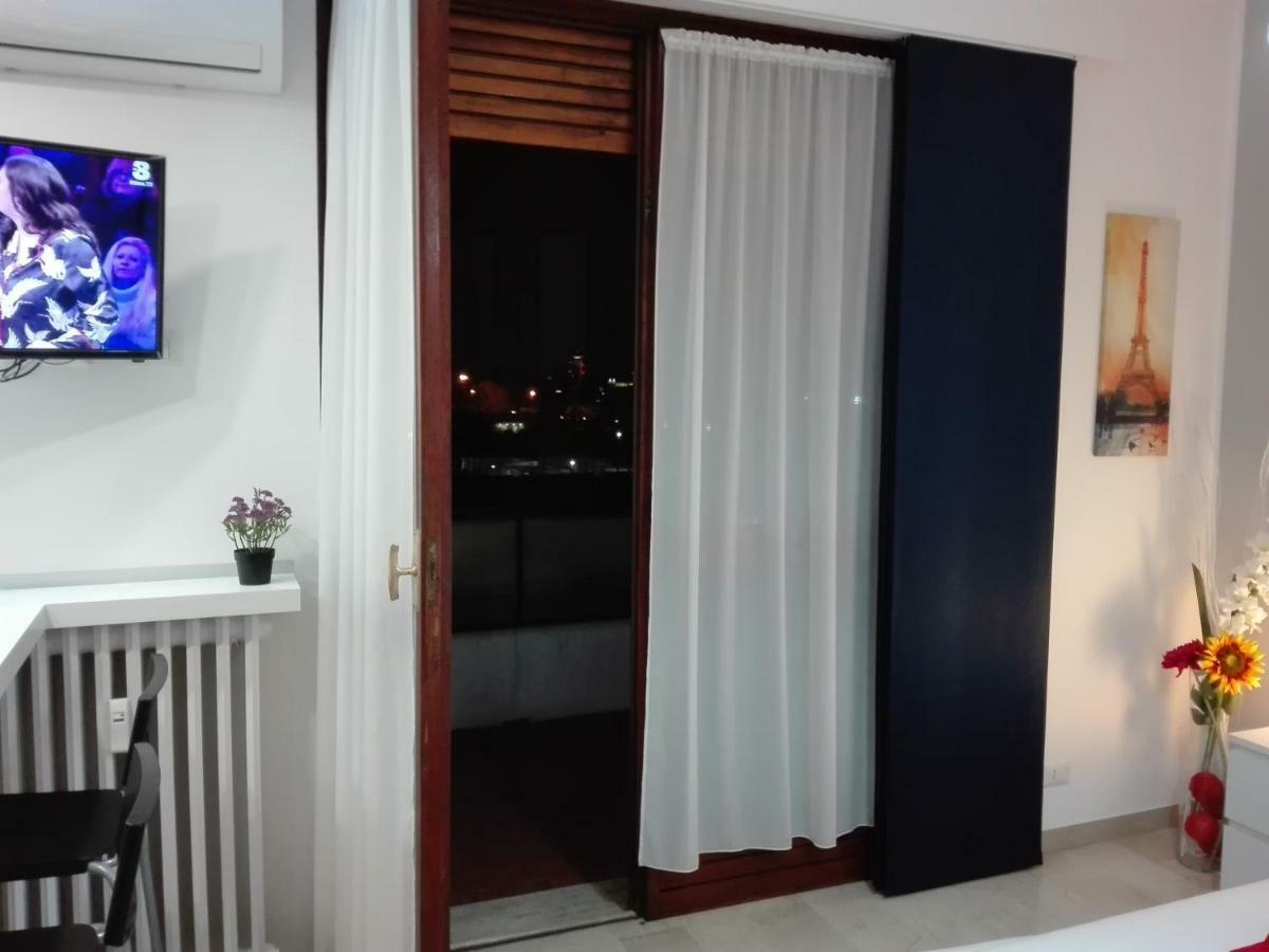 Ferienwohnung Mecenate Cozy Flat Mailand Exterior foto