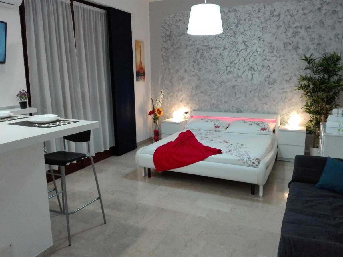 Ferienwohnung Mecenate Cozy Flat Mailand Exterior foto