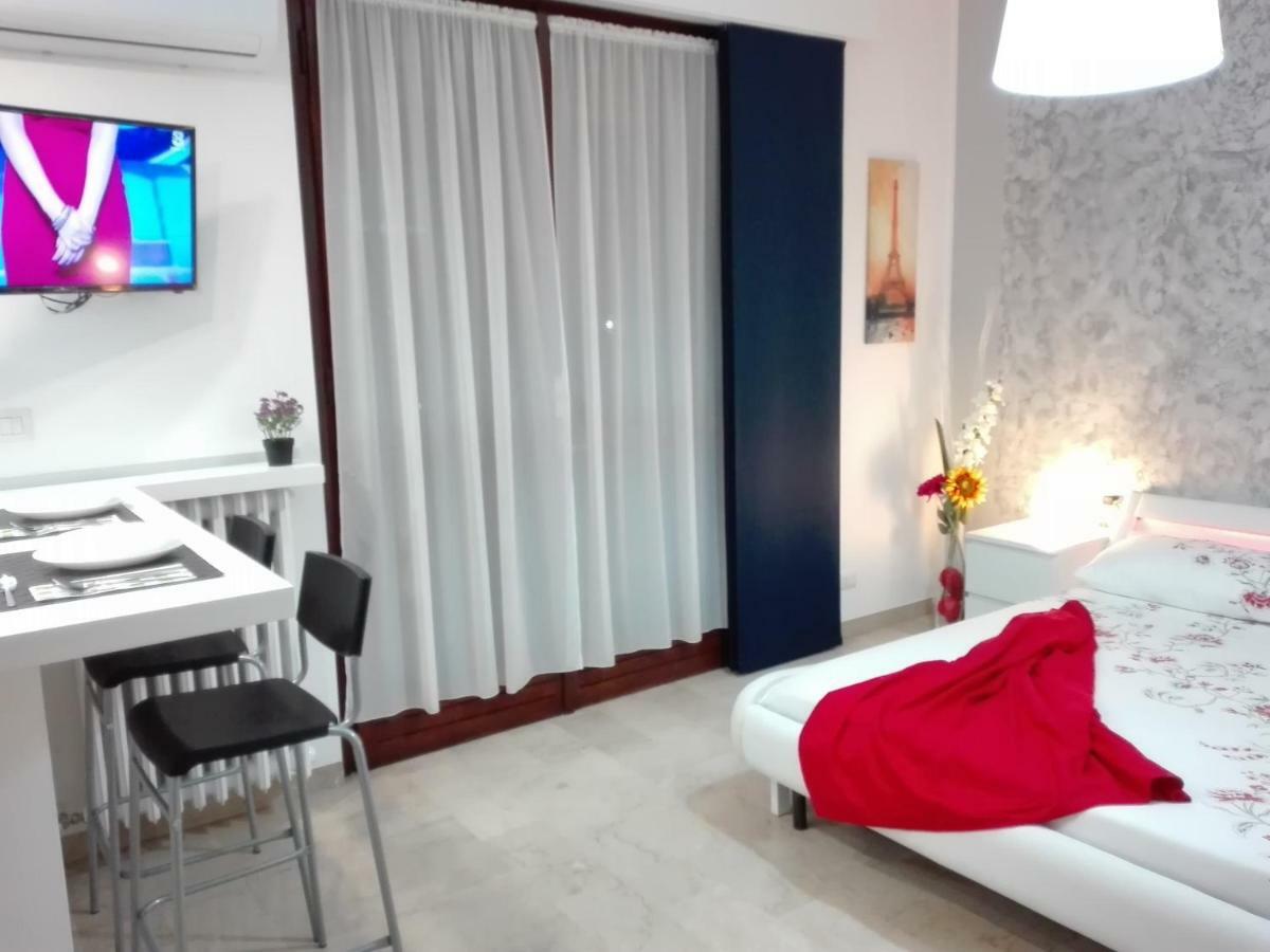 Ferienwohnung Mecenate Cozy Flat Mailand Exterior foto